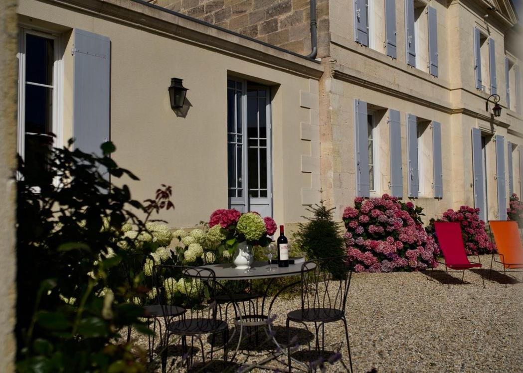 Tournefeuille La Cure Bed & Breakfast Saint-Emilion Exterior photo