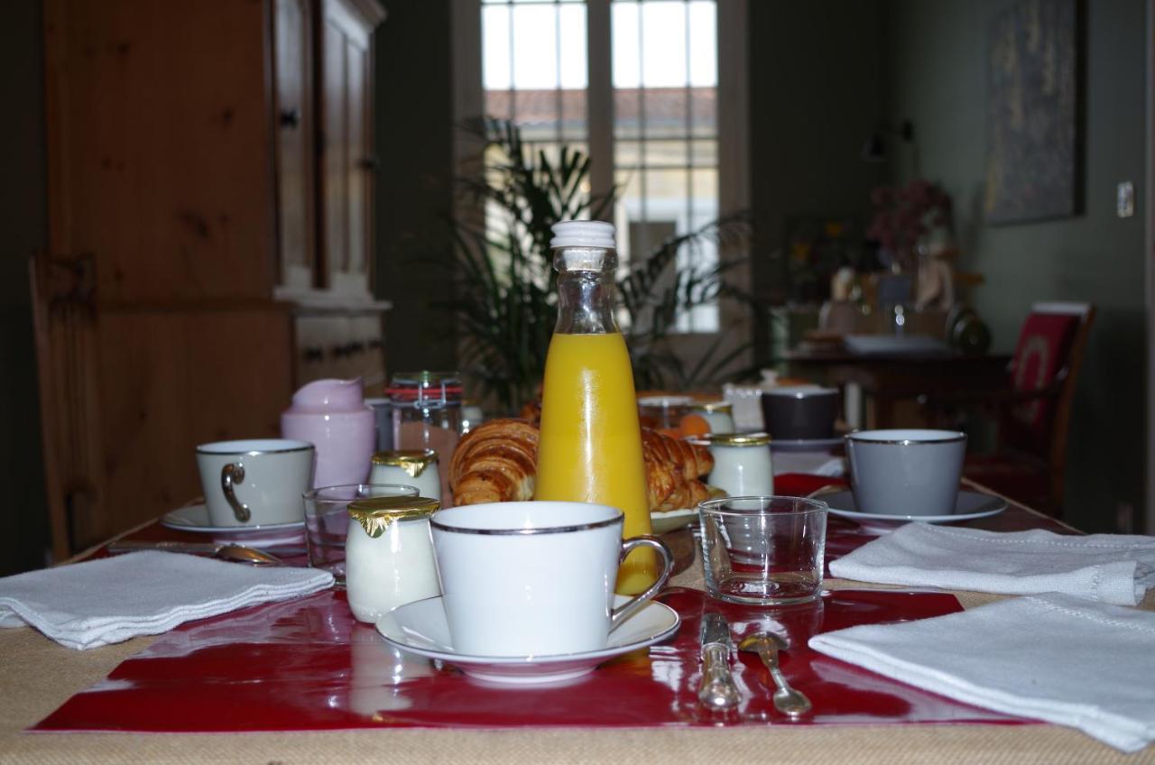 Tournefeuille La Cure Bed & Breakfast Saint-Emilion Exterior photo
